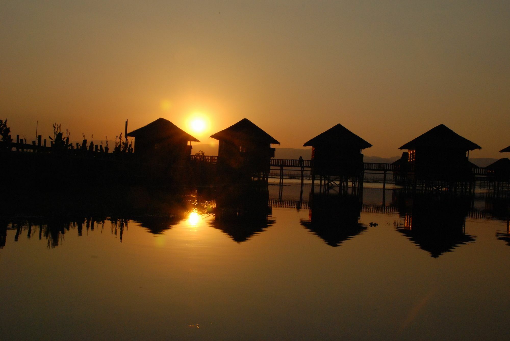 Golden Island Cottages Thale U Hotel Ywama Exteriör bild