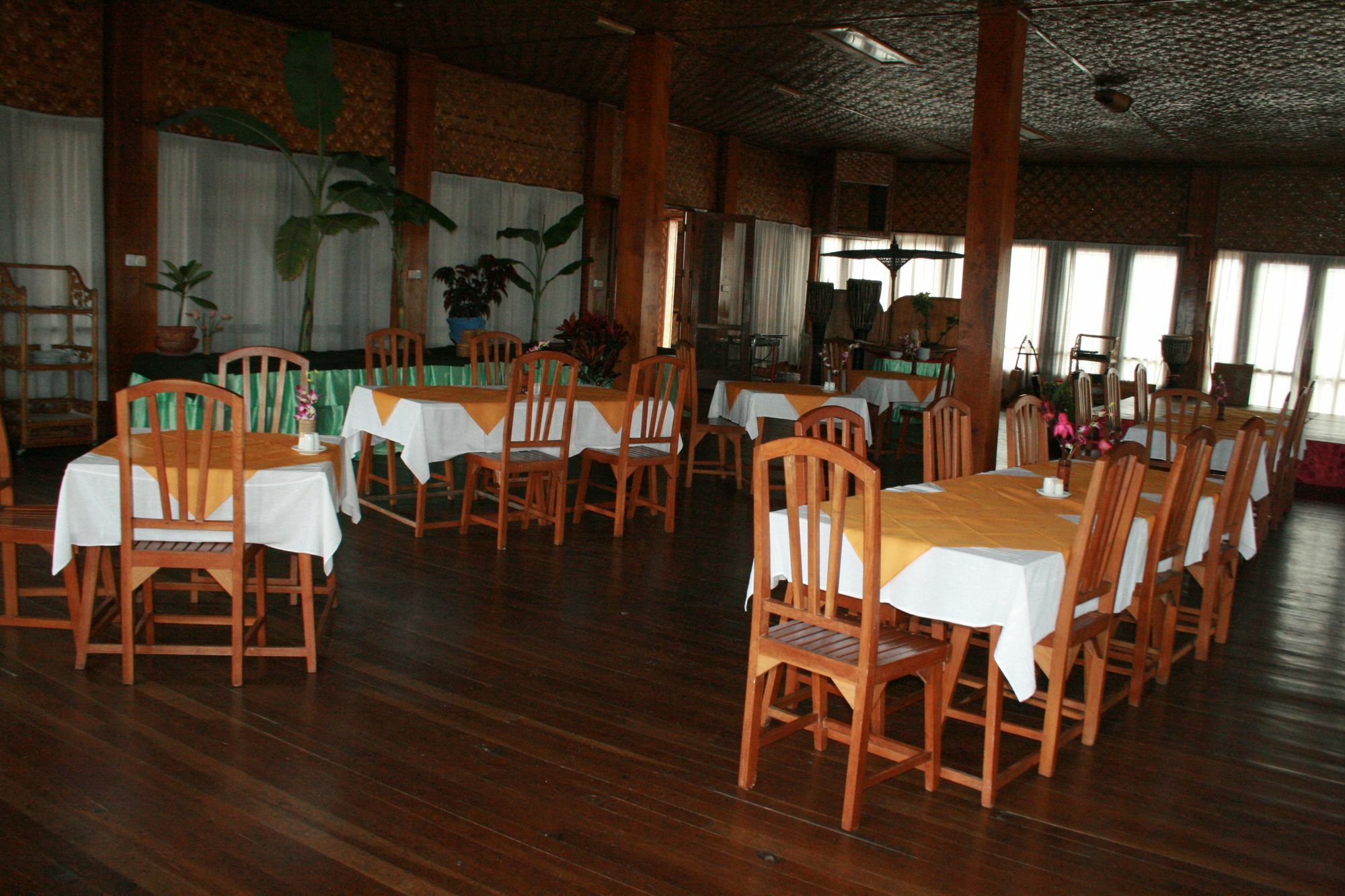 Golden Island Cottages Thale U Hotel Ywama Exteriör bild