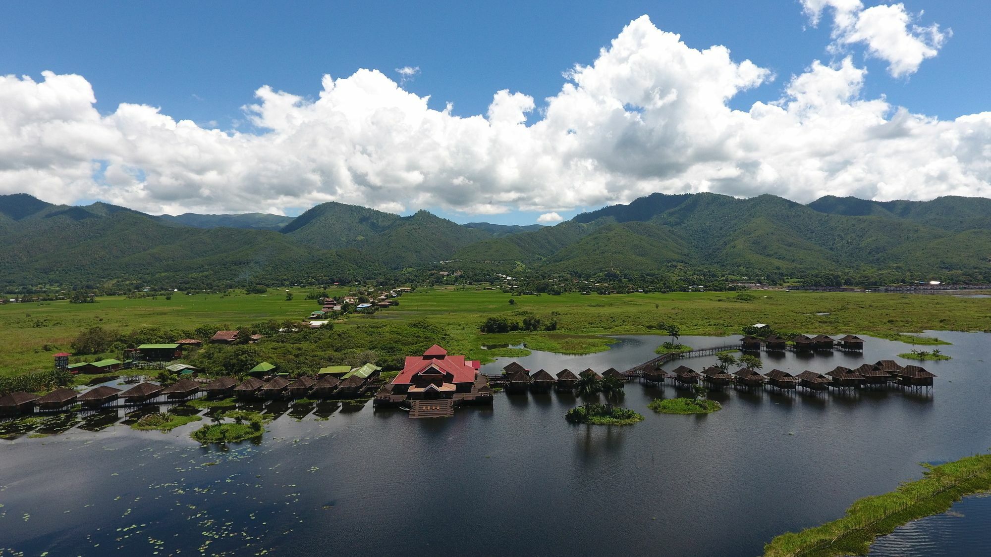 Golden Island Cottages Thale U Hotel Ywama Exteriör bild